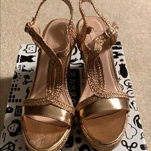 Bamboo Size 6 1/2 Rose Gold Wedges